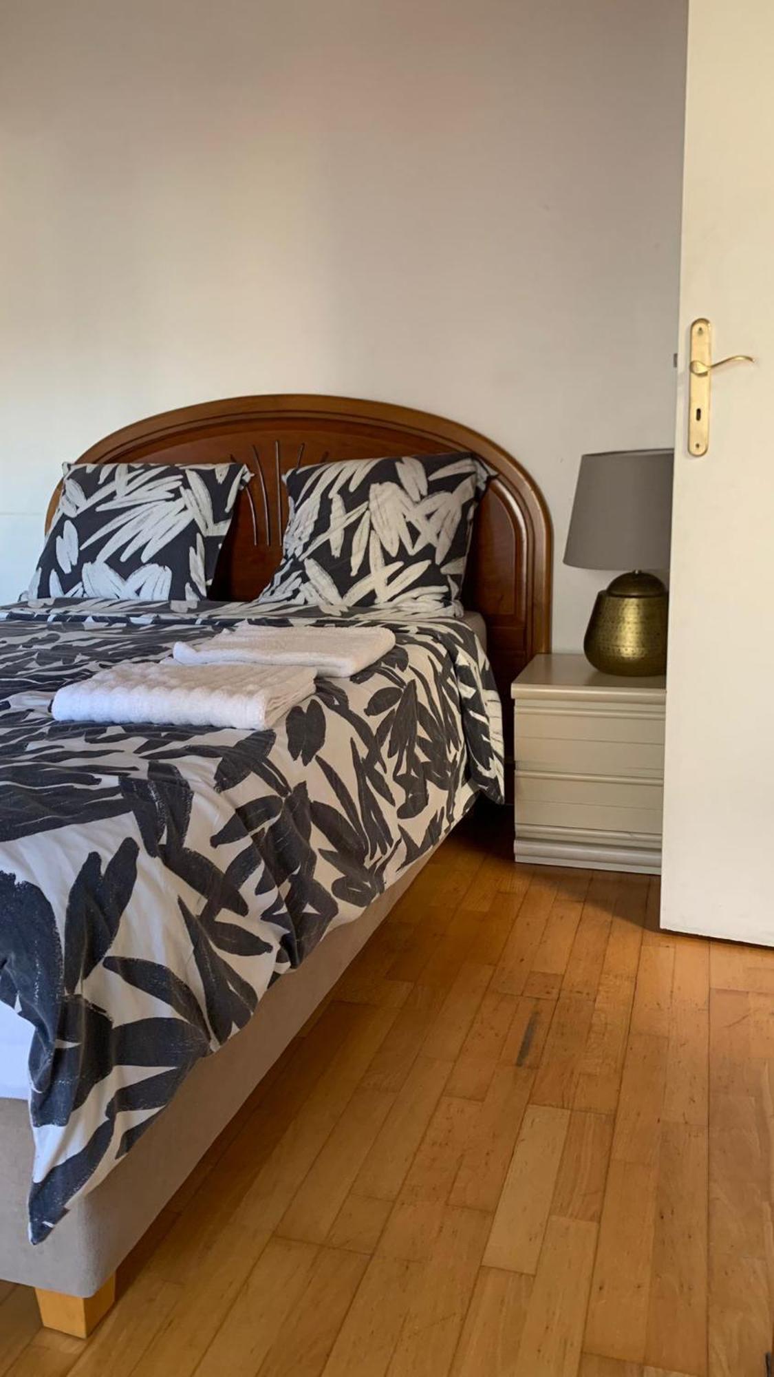 Pavillon & Jardinet A 5 Mn Paris , 30 Mn Stade De France Au Pied Du Rer B Кашан Екстериор снимка
